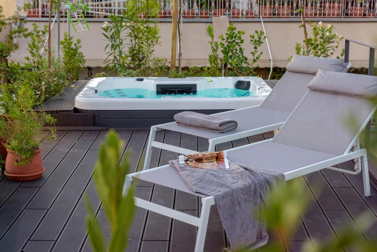 Meno Suite With Private Terrace - Jaccuzzi, Acropolis View Athens Luaran gambar